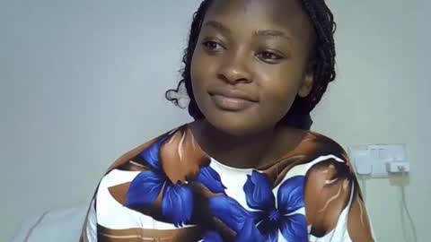 Snapshot of danna_miki chatting on 14, 12, 2025 danna_miki online show from 14, 12, 2025