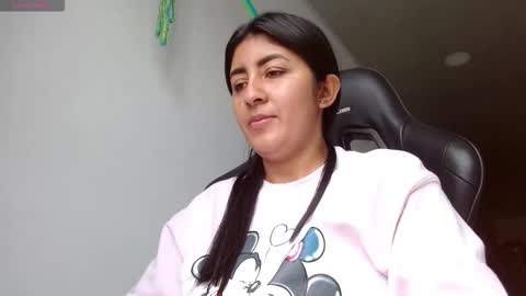 Snapshot of danna_peterson chatting on 29, 10, 2025 Danna online show from 29, 10, 2025