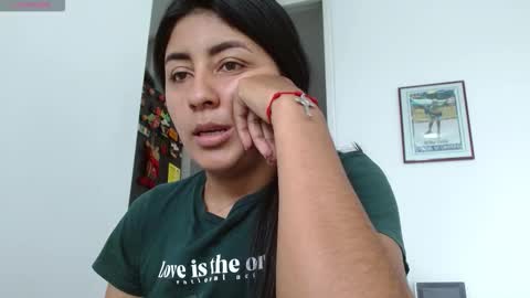 Snapshot of danna_peterson chatting on 6, 11, 2025 Danna online show from 6, 11, 2025