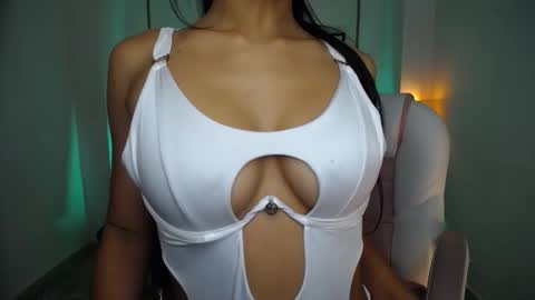 Snapshot of danna_rouse_ chatting on 1, 10, 2025 Danna online show from 1, 10, 2025