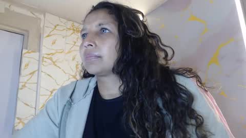 Snapshot of danna_sg chatting on 10, 6, 2026 danna_sg online show from 10, 6, 2026