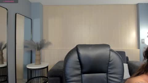 Danna Cruz  online show from 28, 9, 2025