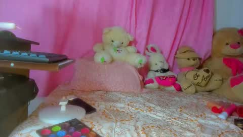 Danna Sofia jeins online show from 7, 10, 2025