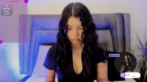 Danna online show from 11, 11, 2025