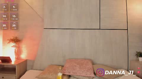 Danna online show from 4, 7, 2026