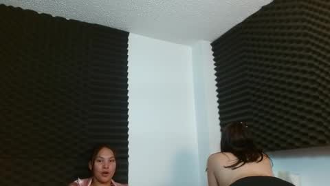 dannamomcerrat online show from 10, 12, 2024