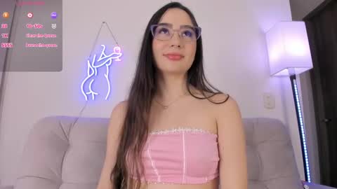 Snapshot of dannate1 chatting on 20, 12, 2024 danna  online show from 20, 12, 2024