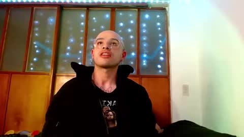 Snapshot of dannihotboy02 chatting on 11, 2, 2026 danni online show from 11, 2, 2026