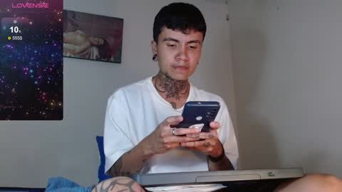 Snapshot of dannteftm chatting on 5, 1, 2025 DANNTE online show from 5, 1, 2025