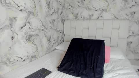 Snapshot of danny_fernandez chatting on 2, 12, 2025 danny_fernandez online show from 2, 12, 2025