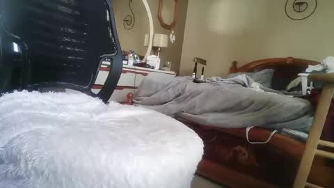 Snapshot of dannyb618 chatting on 1, 2, 2025 Danielle online show from 1, 2, 2025