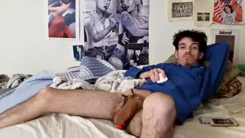 Snapshot of dannynoww chatting on 24, 12, 2024 danny online show from 24, 12, 2024