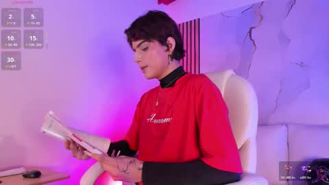 Snapshot of dannysastar_ chatting on 28, 10, 2025 DANNYSA online show from 28, 10, 2025