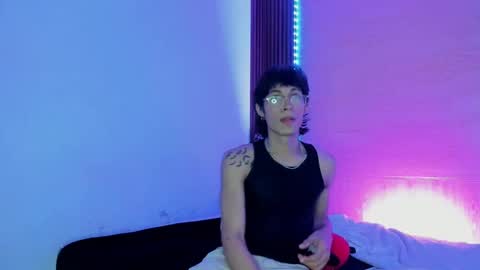 Snapshot of dantelord_ chatting on 8, 3, 2025 dantelord_ online show from 8, 3, 2025