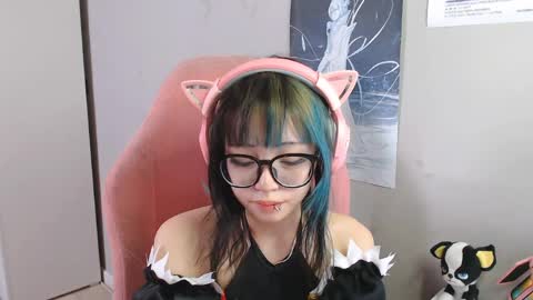 danyelleeyermann online show from 29, 4, 2026