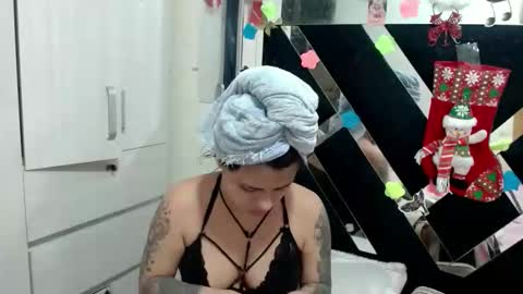 daphne877046 online show from 17, 11, 2025