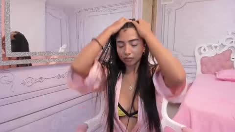 Snapshot of daphne_fox_ chatting on 9, 3, 2025 Daphne  online show from 9, 3, 2025