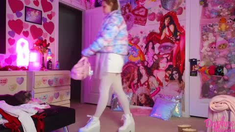 Snapshot of daphnemadison chatting on 6, 2, 2025 Daphne Madison online show from 6, 2, 2025