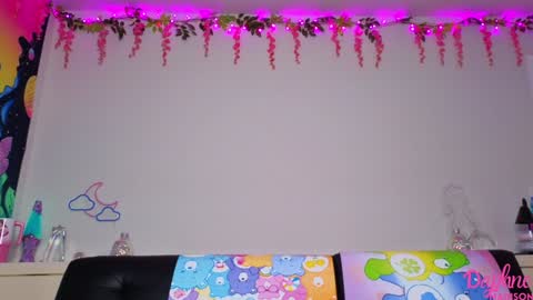 Snapshot of daphnemadison chatting on 4, 11, 2025 Daphne Madison online show from 4, 11, 2025