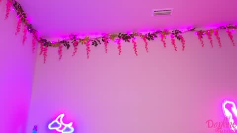 Snapshot of daphnemadison chatting on 5, 11, 2025 Daphne Madison online show from 5, 11, 2025