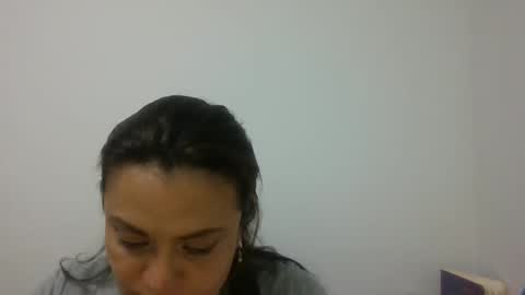 Snapshot of dapnne24 chatting on 24, 2, 2025 dapnne online show from 24, 2, 2025