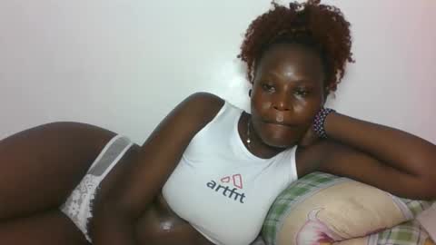 ESTHER online show from 17, 12, 2025