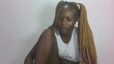 ESTHER online show from 30, 5, 2026