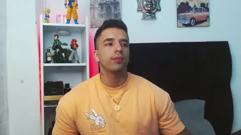 Darius Phoenix  online show from 11, 12, 2024