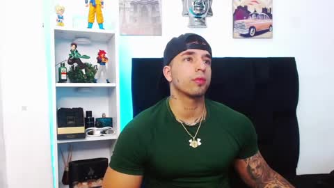 Darius Phoenix  online show from 13, 12, 2024