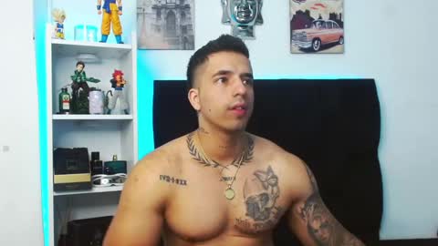 Darius Phoenix  online show from 14, 12, 2024