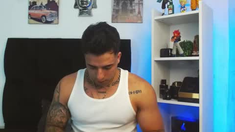 Darius Phoenix  online show from 5, 1, 2025