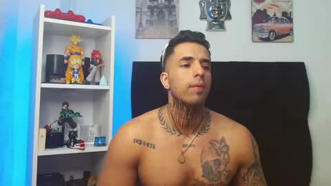 Darius Phoenix  online show from 8, 3, 2025