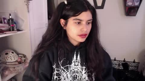 Moony online show from 10, 12, 2024