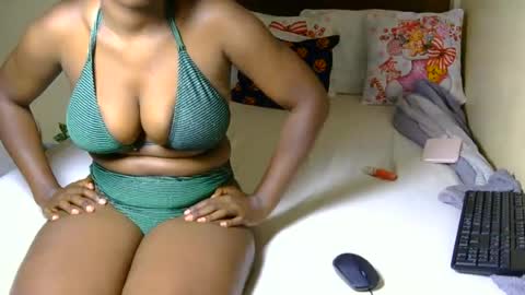 Snapshot of dark_candy3 chatting on 28, 6, 2026 dark_candy3 online show from 28, 6, 2026