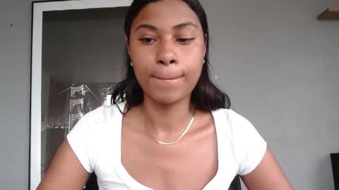 Snapshot of dark_enchantress_ chatting on 11, 1, 2026 Sofia online show from 11, 1, 2026