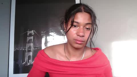 Snapshot of dark_enchantress_ chatting on 4, 2, 2026 Sofia online show from 4, 2, 2026