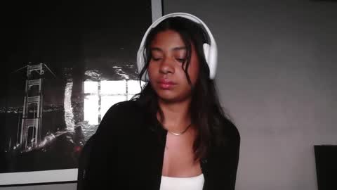 Snapshot of dark_enchantress_ chatting on 7, 2, 2026 Sofia online show from 7, 2, 2026