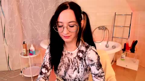 Lola online show from 14, 12, 2024