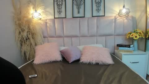 Snapshot of dark_nina_ chatting on 5, 10, 2025 Nina online show from 5, 10, 2025