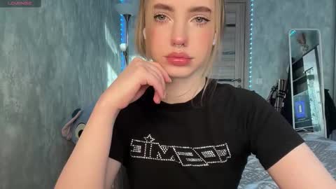 Snapshot of dark_side1213 chatting on 17, 11, 2025 Darkside online show from 17, 11, 2025