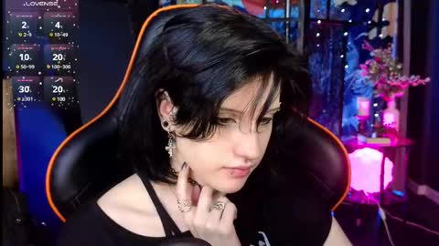 Vamp  online show from 14, 2, 2025