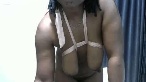 Snapshot of darkebony2025 chatting on 4, 3, 2025 Ebony online show from 4, 3, 2025