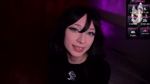 Snapshot of darkfirenight chatting on 8, 12, 2024 Yuu online show from 8, 12, 2024