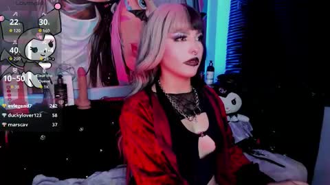 Snapshot of darki_shine_ chatting on 12, 9, 2025 cleitlin vinson online show from 12, 9, 2025