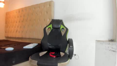 Snapshot of darkknightx01 chatting on 13, 3, 2026 darkknightx01 online show from 13, 3, 2026