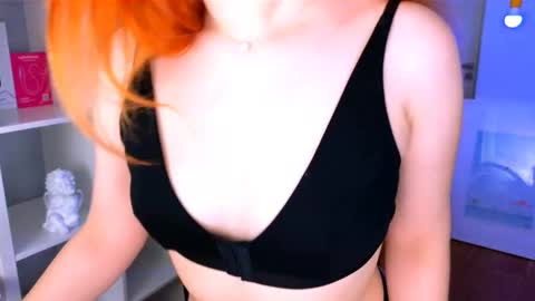 darkmoon____ online show from 4, 12, 2025