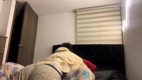 darkpleasuress online show from 18, 4, 2026