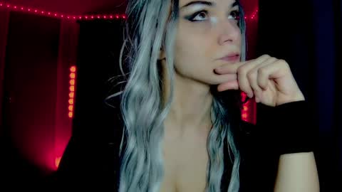 roseredgoddess online show from 4, 6, 2026