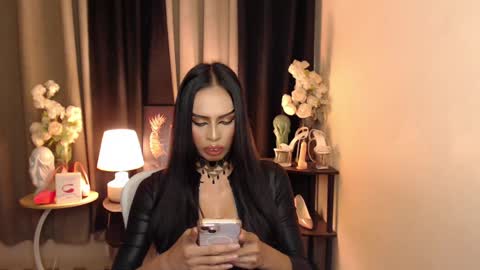 Snapshot of darksoul_mistress chatting on 30, 1, 2025 HAPPY BIRTHDAY MISTRESS MADRIANA online show from 30, 1, 2025