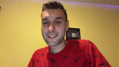 Snapshot of darktempt_ chatting on 19, 11, 2025 Nick online show from 19, 11, 2025